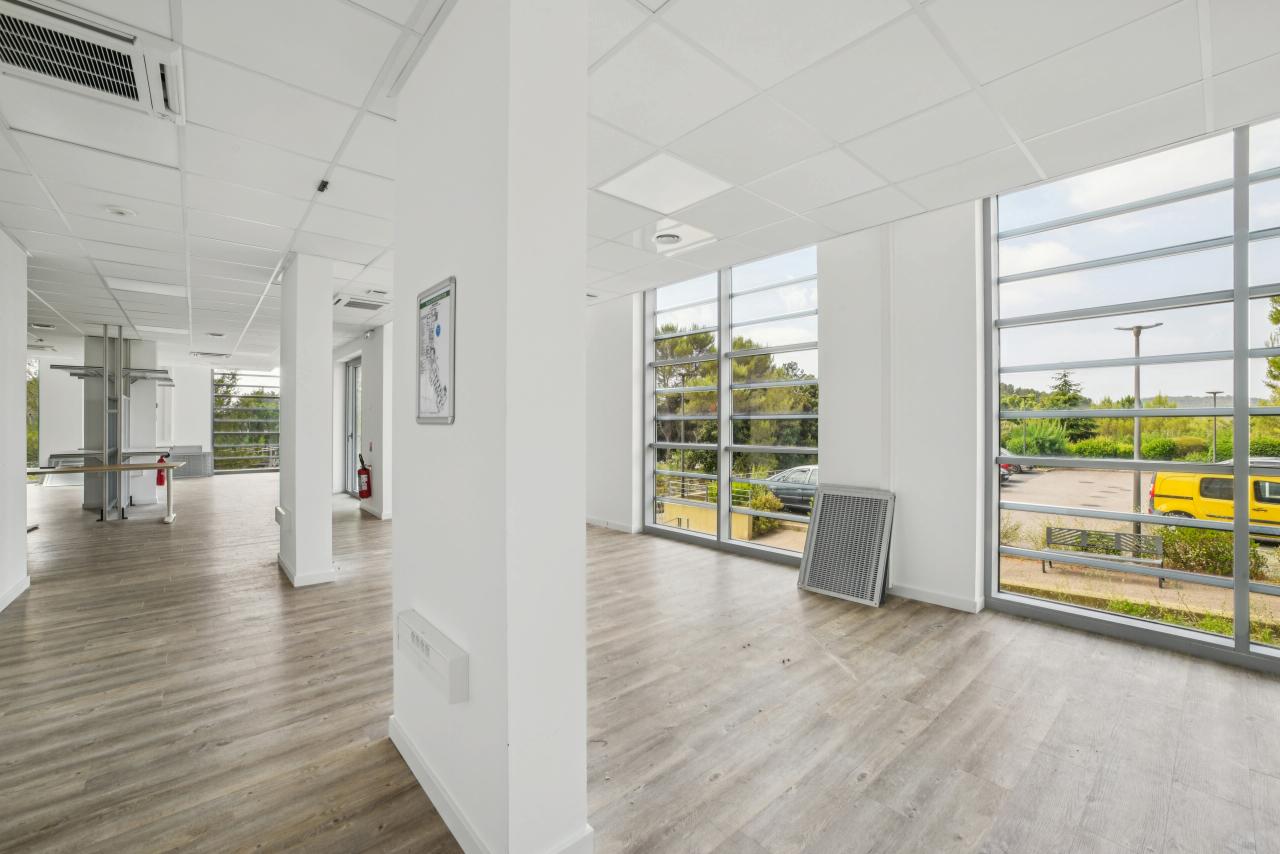 Bureau Biot 950m² Location bureau Biot Alpes-Maritimes OLBUR2532230 2